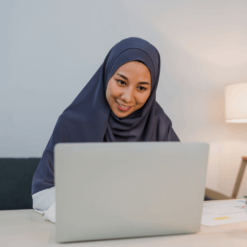 The client utilizes the form while a manager explains the transparent workflow for Arabic Translation Services.