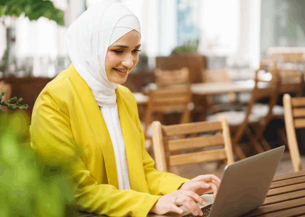 A linguist edits an Arabic user manual on screen, using Arabic Translation Services in Pittsburgh for clear global.