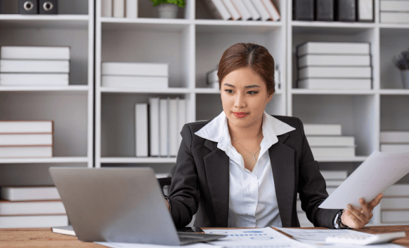 A professional translator delivering certified Birth Certificate translation services in Pittsburgh for official use.