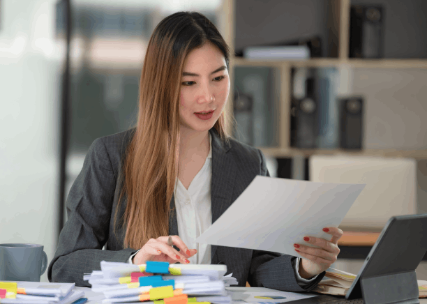 Expert translators in Pittsburgh are ensuring the accurate translation of Financial documents for global business expansion.