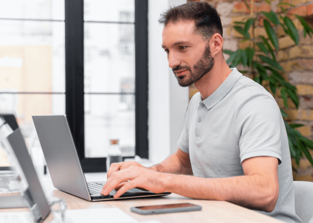 A client in Pittsburgh helps businesses meet deadlines while ensuring the accuracy of their financial translations.