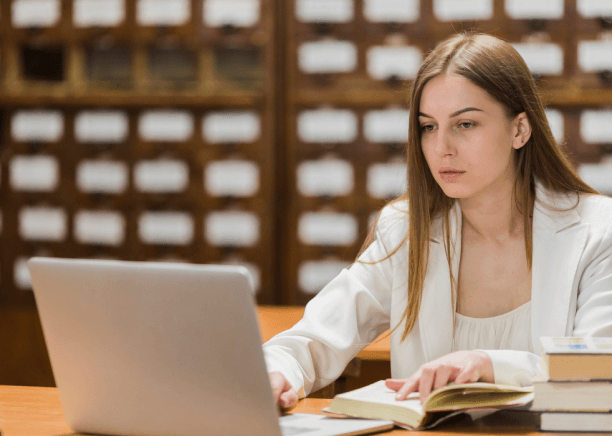 A student benefits from notarized translation in Pittsburgh for their academic credentials, ensuring accurate submissions.