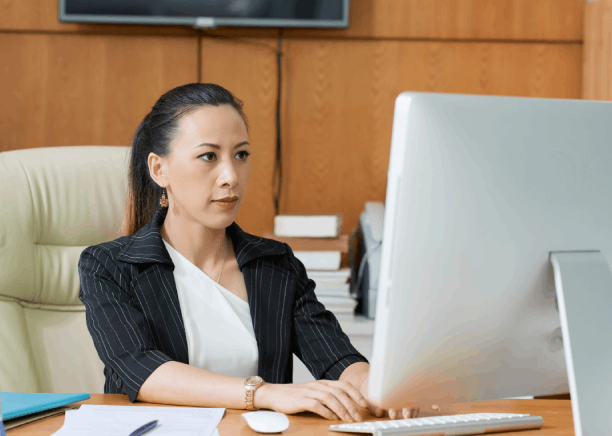 Translator reviews a court filing using Chinese Translation Services in Pittsburgh for accuracy and confidentiality.